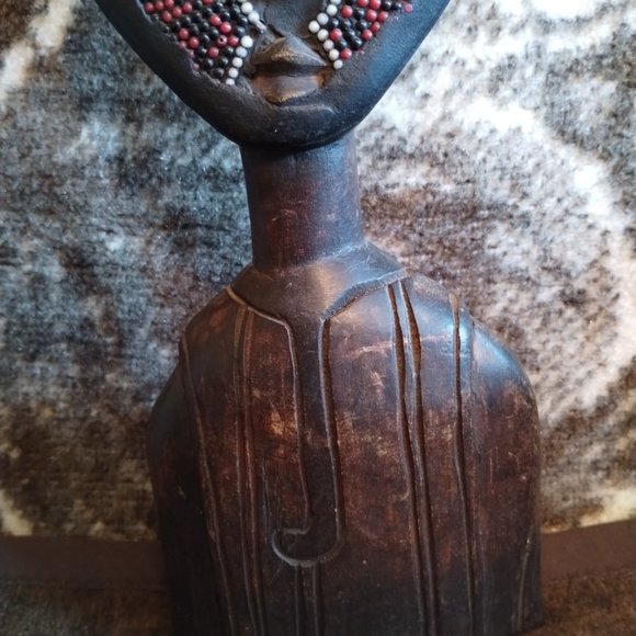 Handcrafted African Head Art Piece - Picture 5 of 7